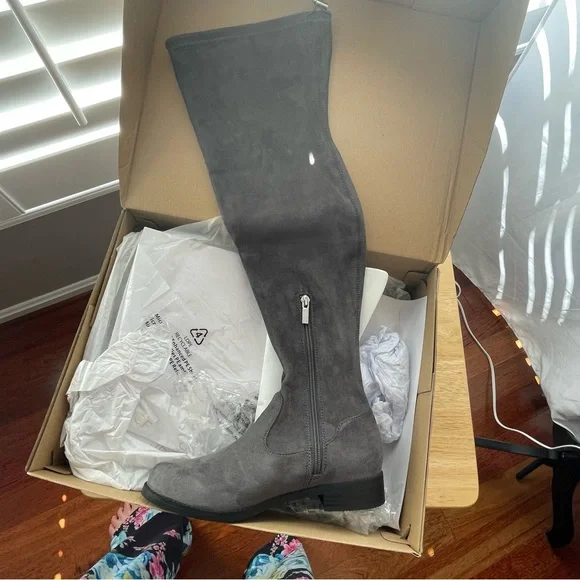 JustFab Gray Over-the-Knee Boots - Picture 2 of 7